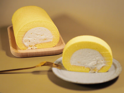 \Pre-ordered 2 days ago/Golden Pillow Durian Egg Roll