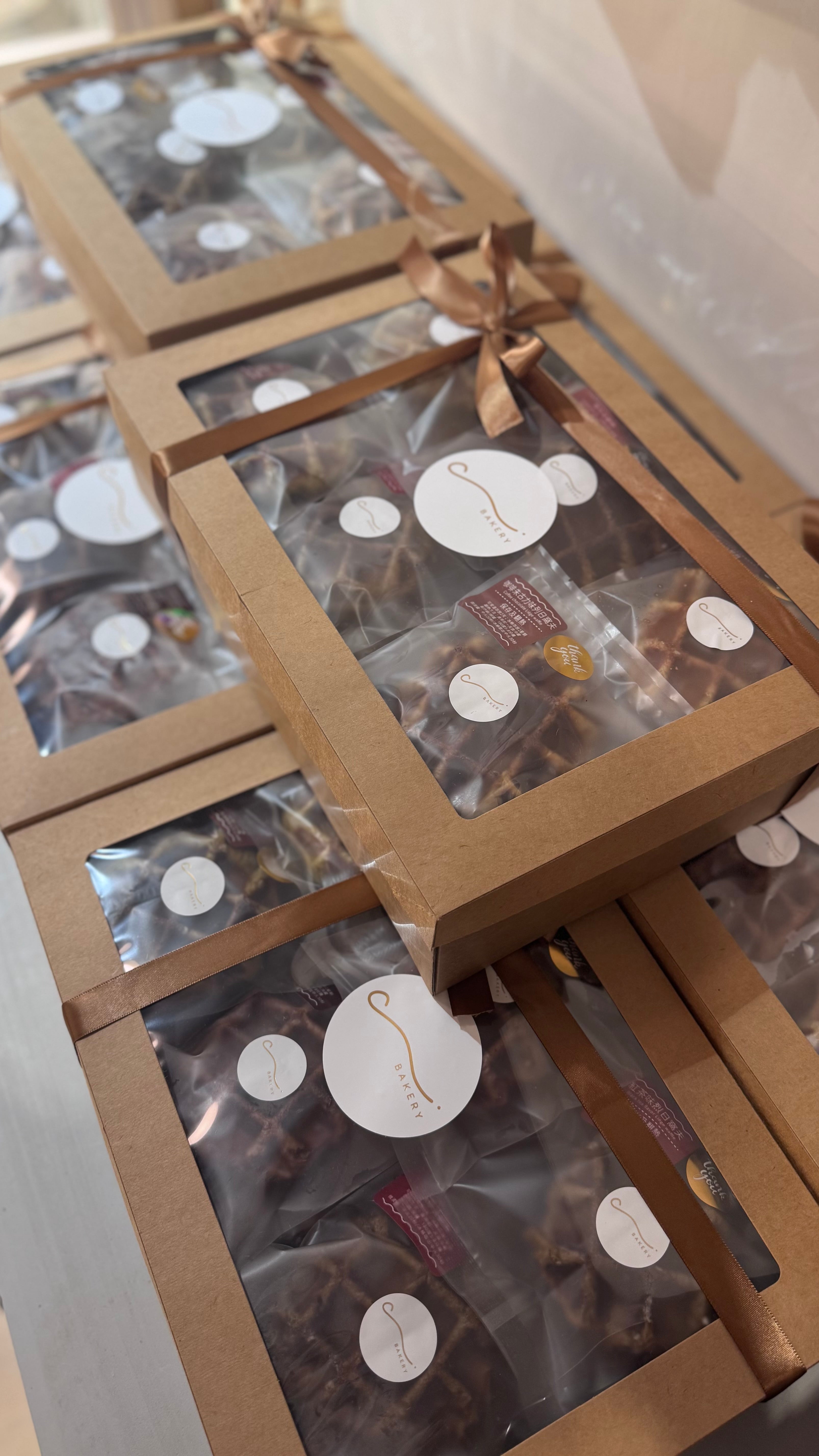 列日窩夫大禮盒B (三款口味)